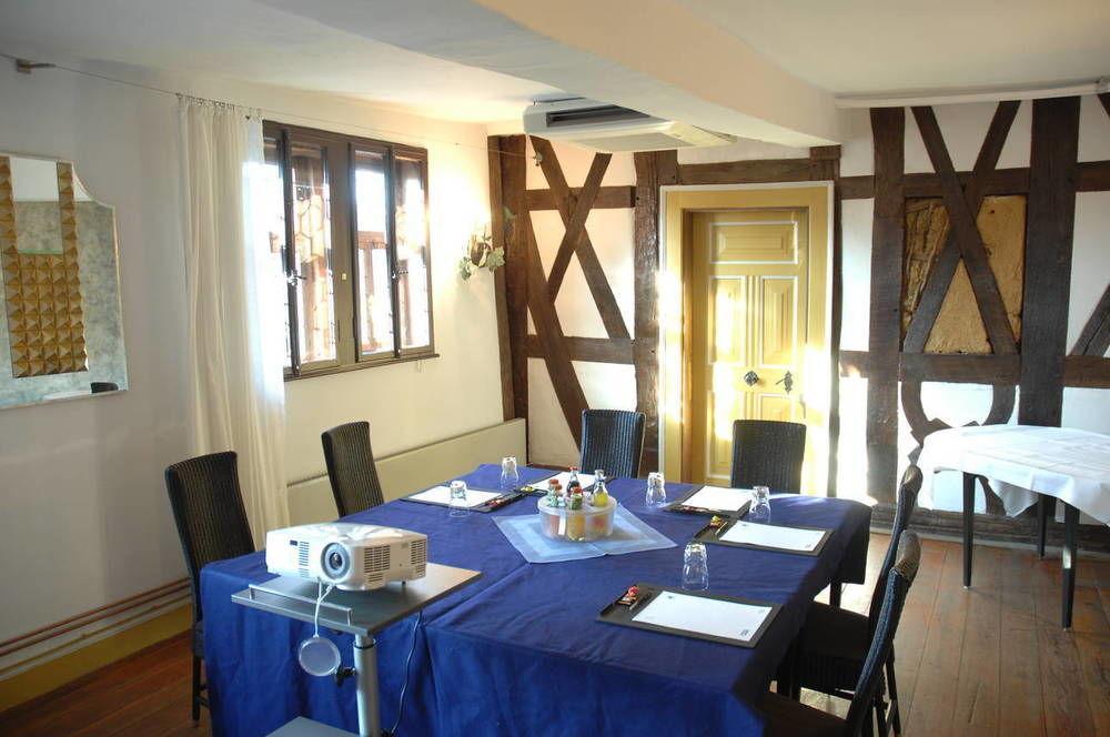 Restaurant & ****Hotel Hoeerhof Idstein Exteriér fotografie